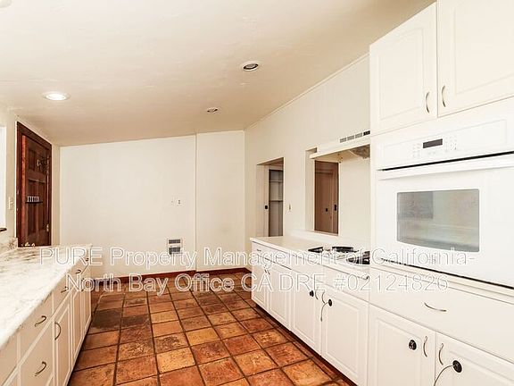 4th image of 201 Meadowlark Ln #S