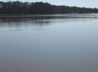 446 Riverton Dr, Rainbow City, AL 35906