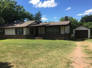 32002 45th St, Shawnee, OK 74804
