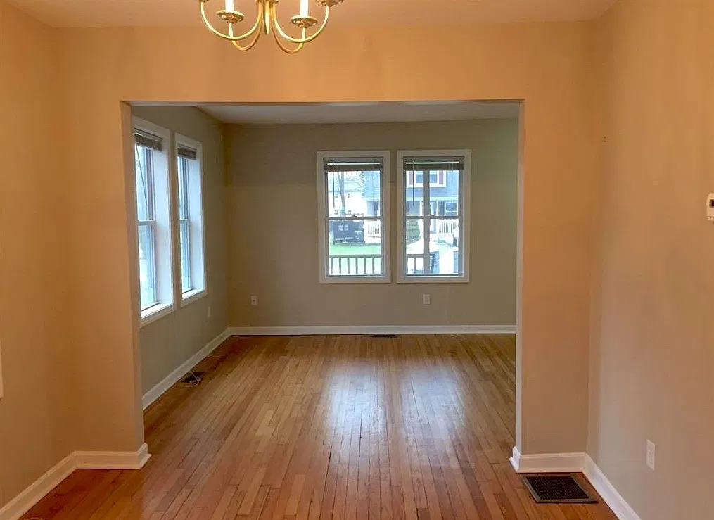 2 bed, 1.5 bath, 1148 sqft, $1,800 — Photo 3