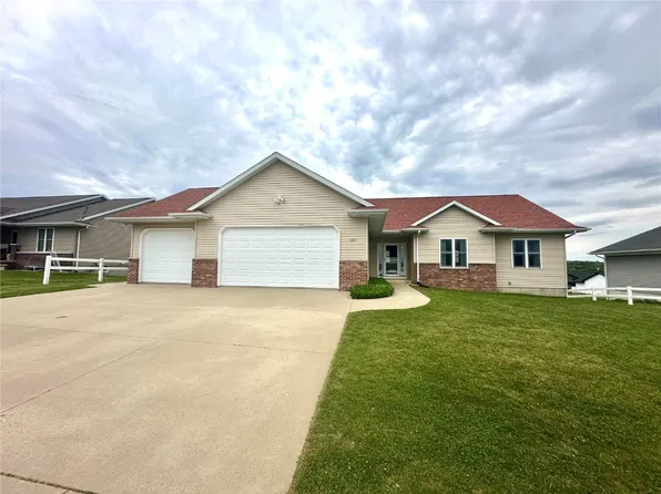 504 Kaitlynn Ave, Anamosa, IA 52205