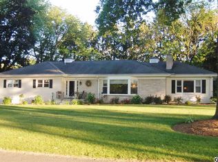 142 Lynbrook Dr S, York, PA 17402