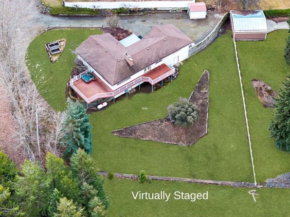 147 N Lindsey St, Tekoa, WA 99033