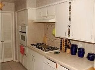 9750 Southport Dr, Houston, TX 77089