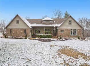 285 Tt Hwy, Oak Grove, MO 64075