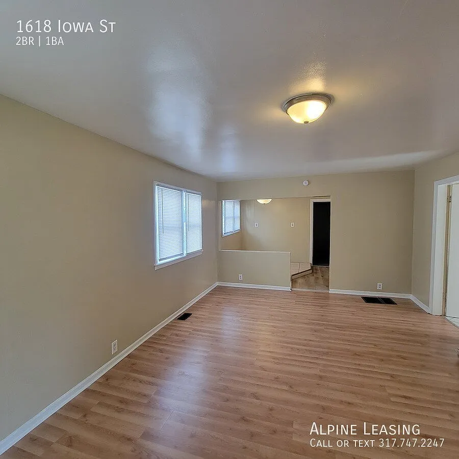 1618 Iowa St photo 1