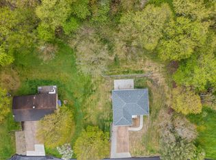 208 Maplewood Dr, Mcmurray, PA