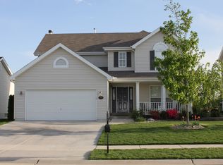 2919 Wye Oak Dr, Belleville, IL 62221