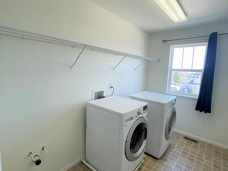 11850 Kalmath Way — Photo 30