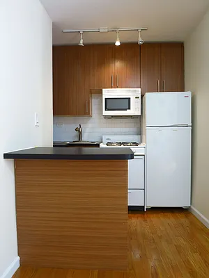 Rented by City & Suburban | media 30