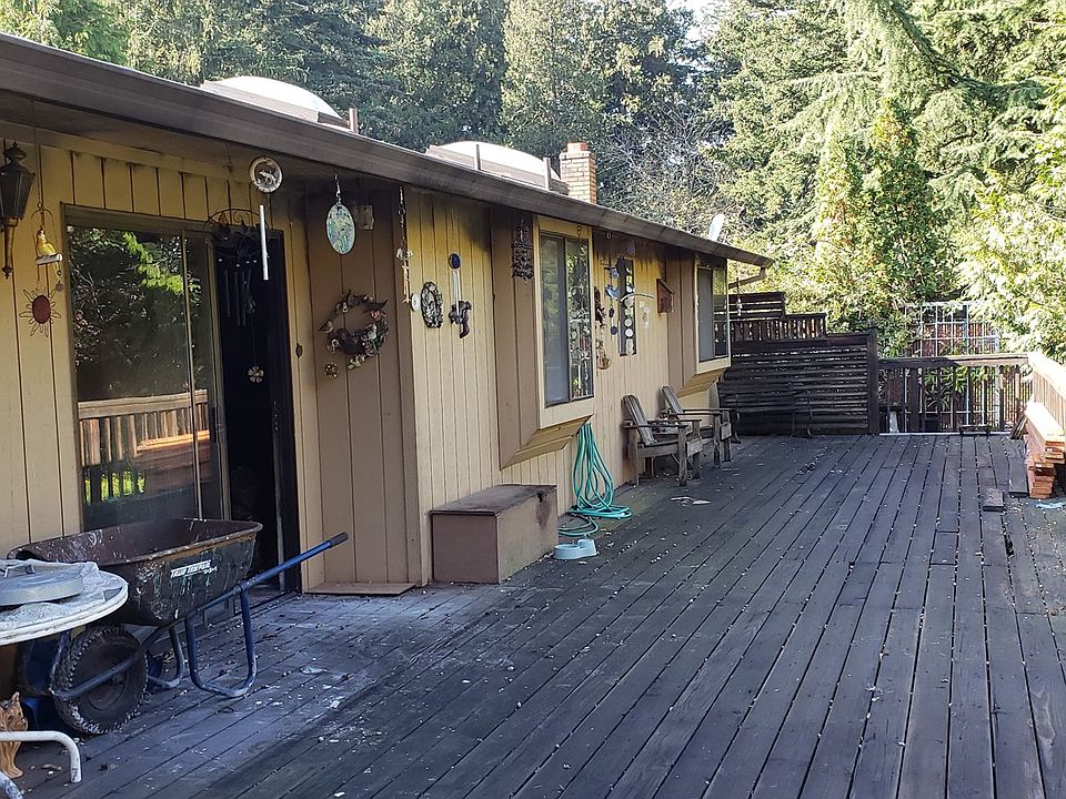 2nd image of 613 NW 25th St
