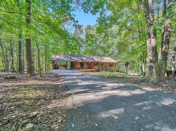 52 Amber Ln, Callaway, VA 24067