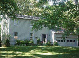 48 Daniel Dr, North Kingstown, RI 02852