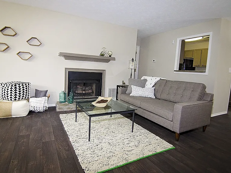 Berkeley Landing Apartments — Photo 15