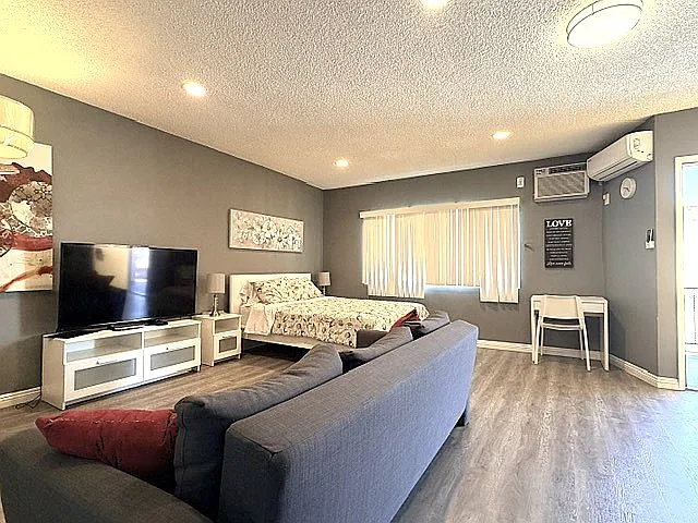 515 N Azusa Ave #F — Photo 12