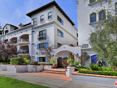 13308 Valleyheart Dr APT 303, Sherman Oaks, CA, 91423