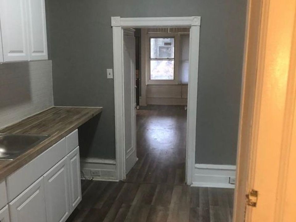 1st image of 1111 W Lehigh Ave #1A