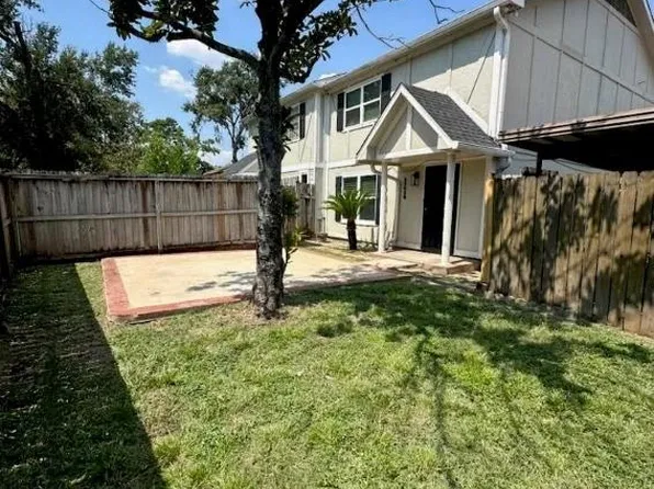 9202 Campbell Rd, Houston, TX 77080