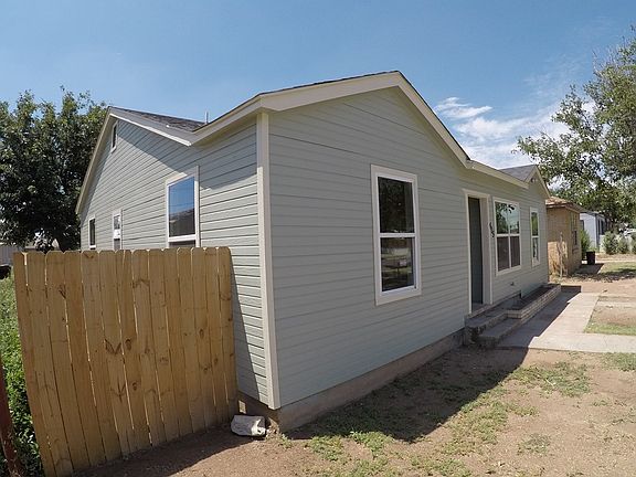 2nd image of 405 W Nobles Ave