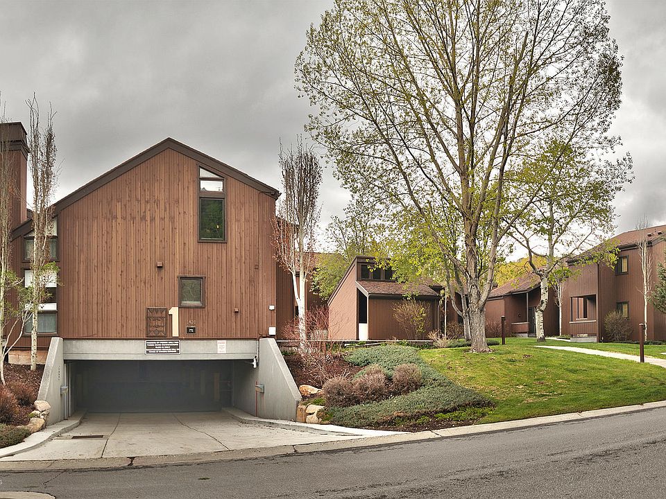 1st image of 1420 Three Kings Dr