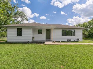 321 W 8th St, Andover, KS 67002