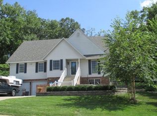1424 Springdale Ter, Jefferson City, MO 65101