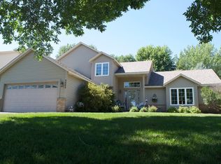 9686 85th St S, Cottage Grove, MN 55016