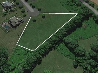 60 School House Ln, Easton, PA 18042