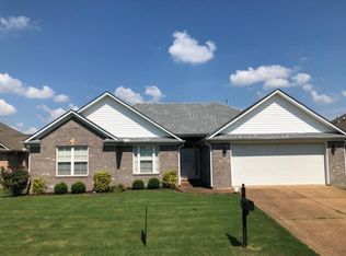 12 Cedarbrook Pl, Jackson, TN 38305
