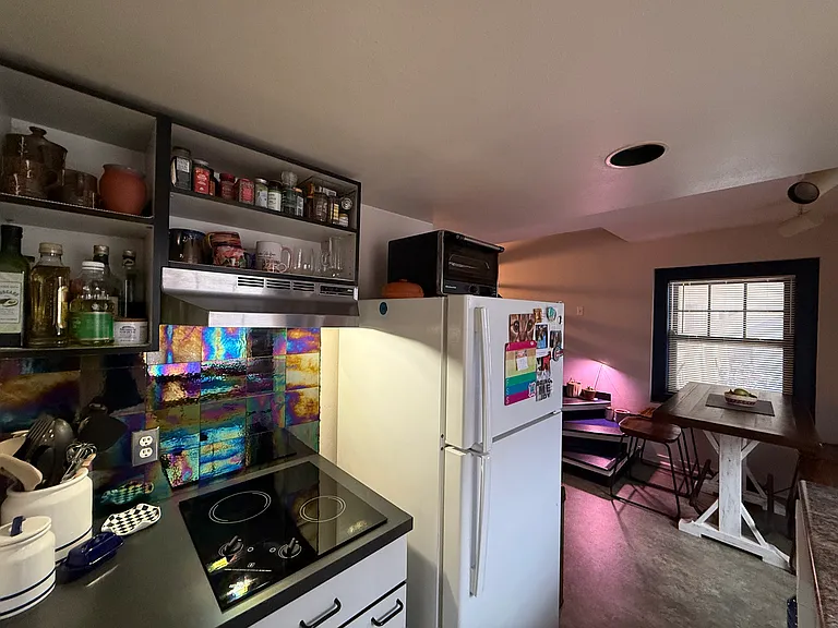 101 N Blount St — Photo 8