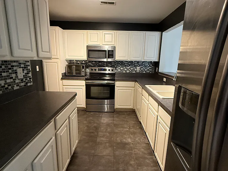 52179 Heatherstone Ave — Photo 5