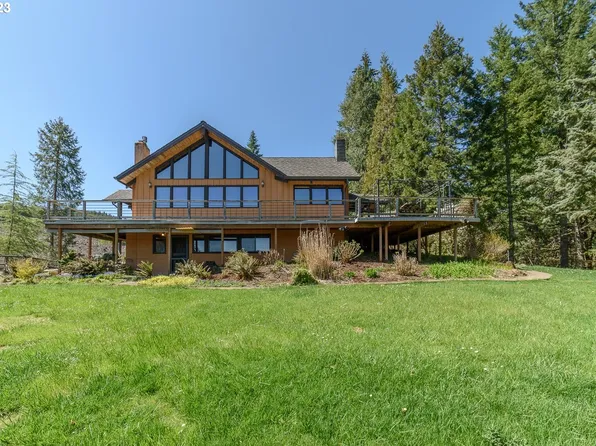 30697 Kenady Ln, Cottage Grove, OR 97424
