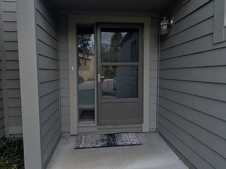 721 Skynob Dr — Photo 2