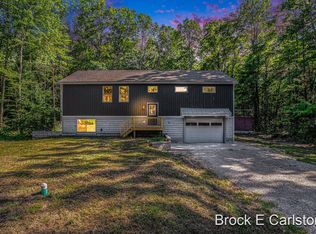 1242 S Sullivan Rd, Ravenna, MI 49451