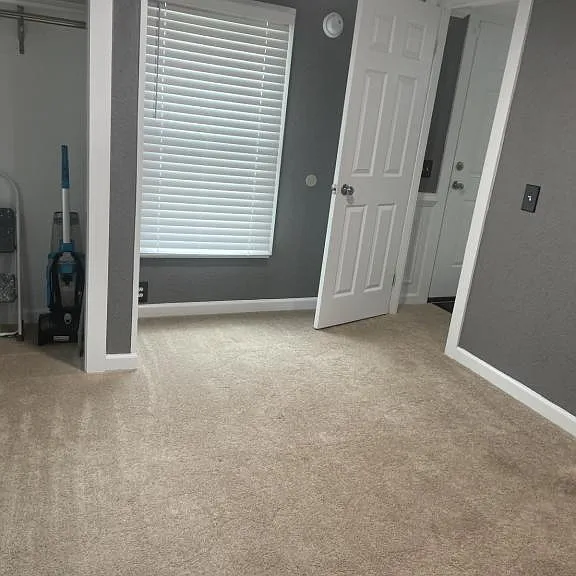 1739 Clover St — Photo 18