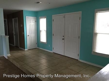 2nd image of 108 Palisades Dr
