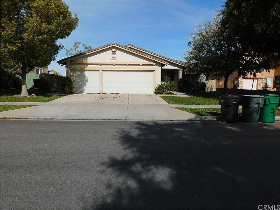 1st image of 1423 Pinewood Dr