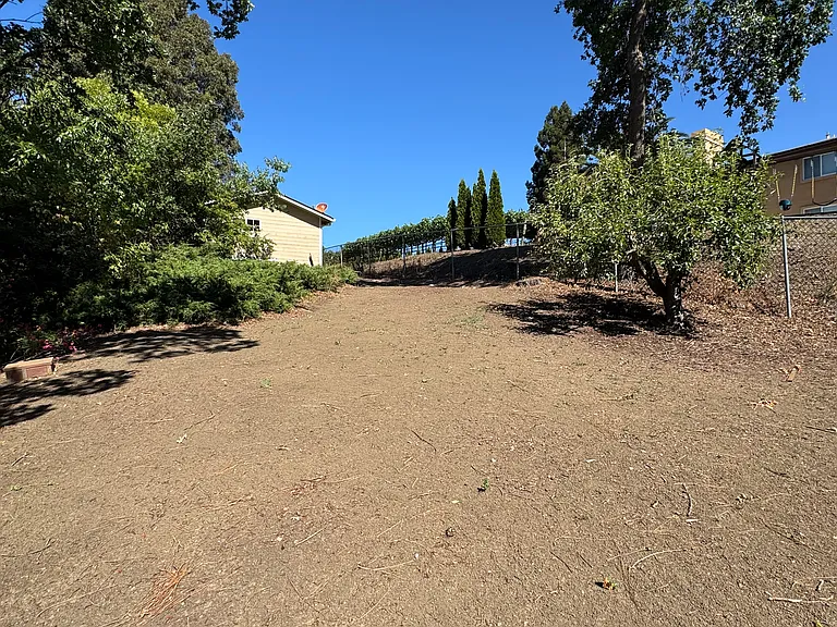 227 Ramona Rd — Photo 42