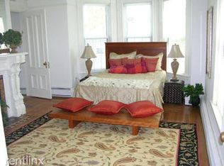 9 Farquhar Rd, Newton, MA 02460