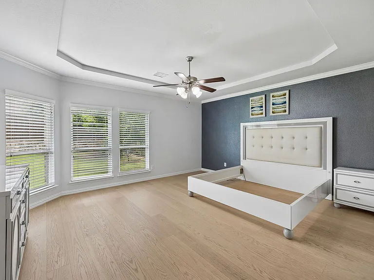 11901 Smithton Ave — Photo 13