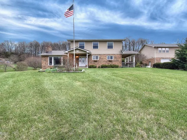 143 Fordtown Rd, Fall Branch, TN 37656