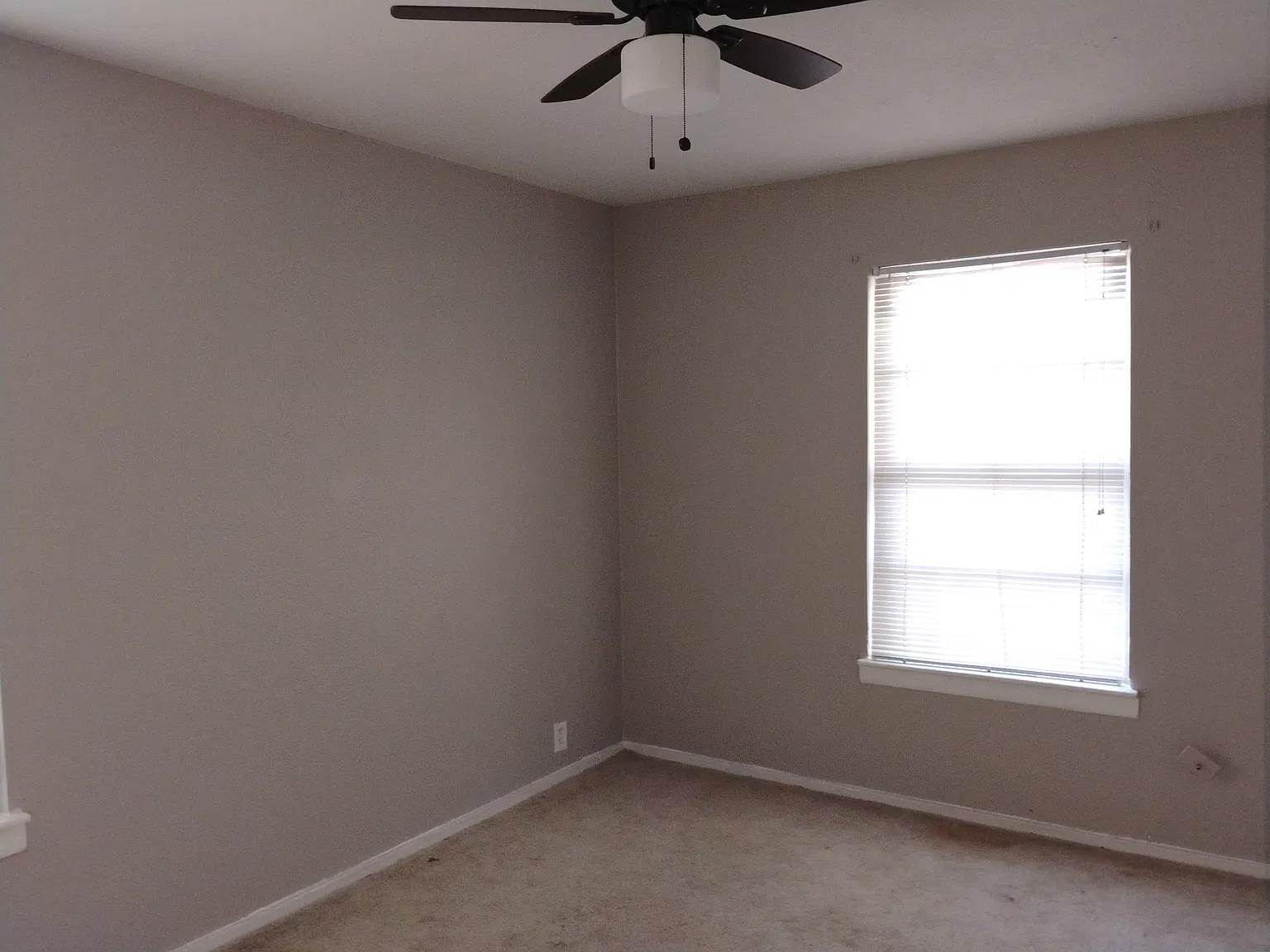 2 bed, 720 sqft, $815 — Photo 3