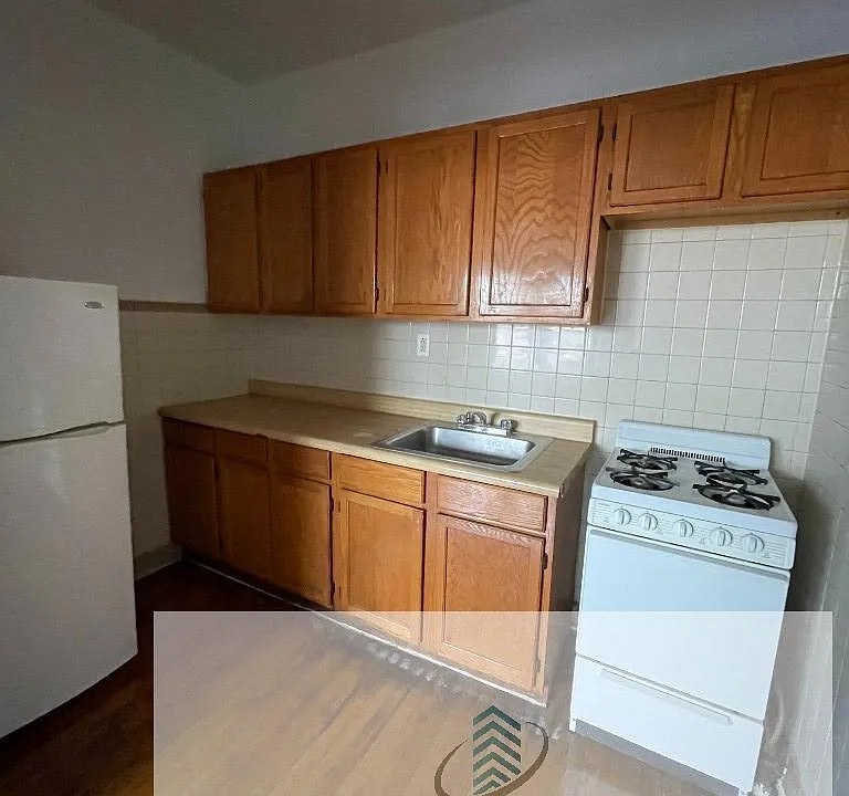 4650-60 N Elston Ave #4656-C5