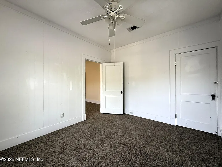 1329 Cherry St — Photo 16