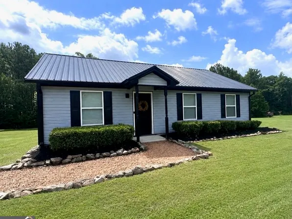 1300 Hill St, Comer, GA 30629