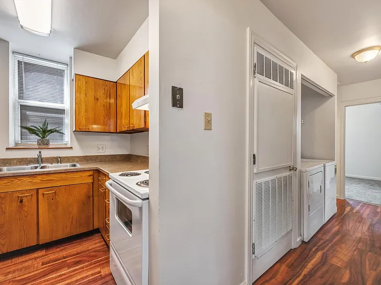 3455A Park Ave — Photo 14