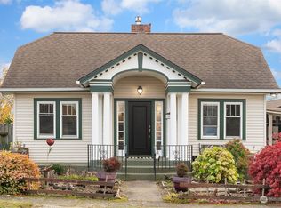 930 E McKinley Rd, Tacoma, WA 98404