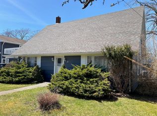 10 Park St, Yarmouth, NS B5A 2A5