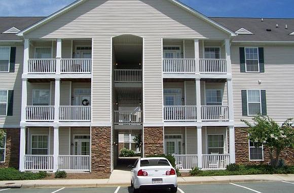 1st image of 3031 Winston Dr APT 204