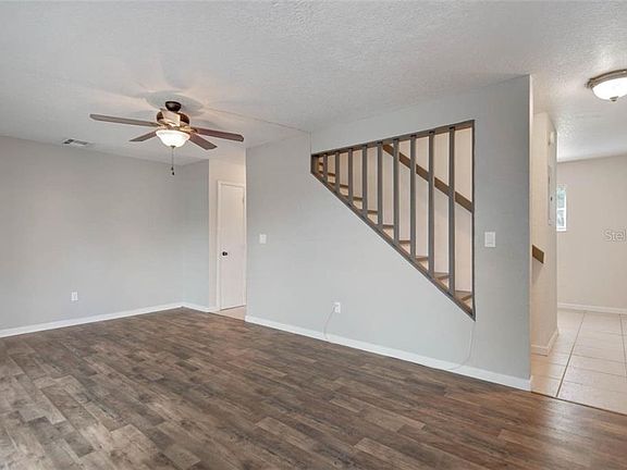 4th image of 13907 Village Terrace Dr